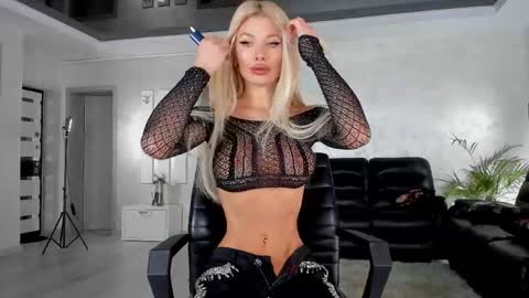 Ingrid online show from April 2026 07:06:02 AM