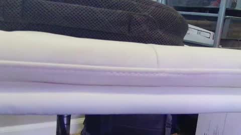 Snapshot of injmolder2 chatting on October 2025 12:02:01 PM Hanging Out online show from October 2025 12:02:01 PM