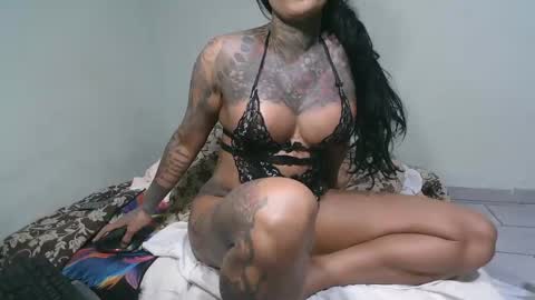 Snapshot of ink_bella chatting on October 2025 10:01:01 AM ink bella online show from October 2025 10:01:01 AM
