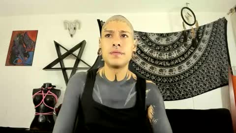 Dani  online show from December 2025 12:04:02 AM