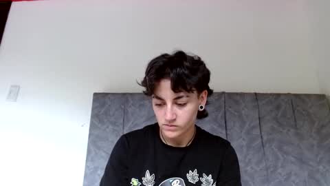 lyan onlyfans n linda online show from November 2025 04:12:02 PM