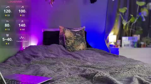 Xenia online show from May 2026 04:04:02 PM