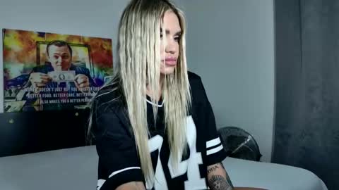 Snapshot of inna_sense chatting on October 2025 04:29:02 PM inna_sense online show from October 2025 04:29:02 PM