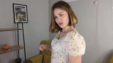 Sofia online show from March 2026 03:29:01 PM