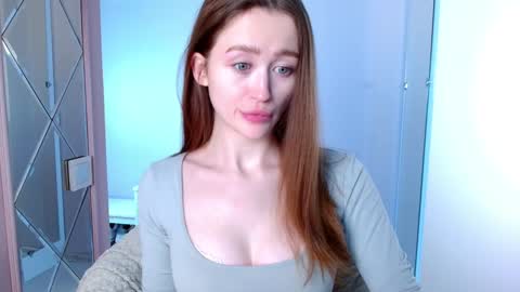 Snapshot of innnita chatting on January 2025 10:52:02 AM Lina online show from January 2025 10:52:02 AM