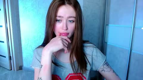 Snapshot of innnita chatting on February 2025 12:48:02 PM Lina online show from February 2025 12:48:02 PM