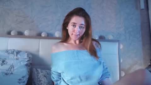 Snapshot of innnita chatting on October 2025 12:13:02 PM Lina online show from October 2025 12:13:02 PM