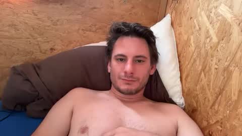 innocent__bystander online show from November 2025 10:14:01 AM