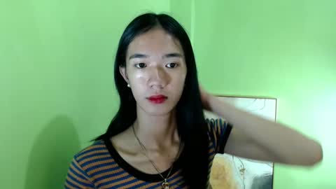 Snapshot of innocent_reign69 chatting on February 2025 12:57:02 AM Reign online show from February 2025 12:57:02 AM