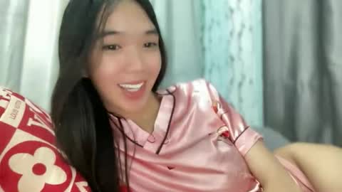 Reign online show from May 2026 11:49:01 AM