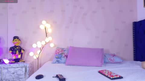 innocenthazel online show from June 2026 02:53:01 AM
