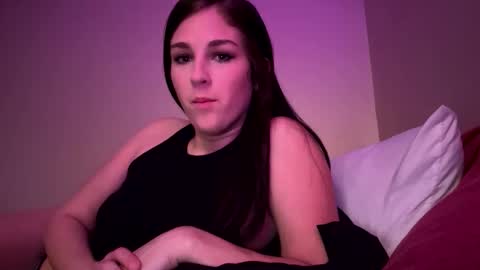 innocentlilsarah online show from February 2026 04:16:02 AM