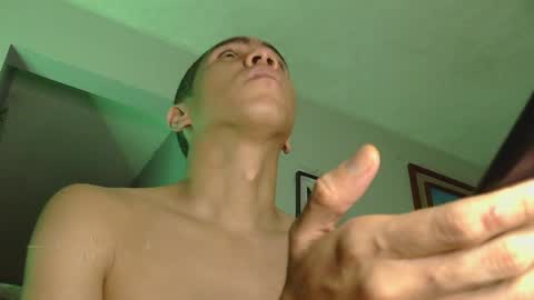 Aaron online show from February 2025 03:33:01 AM