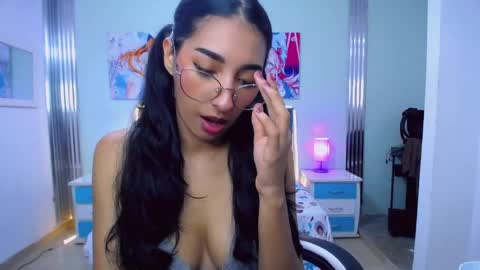 Luna moon online show from May 2026 02:39:01 AM