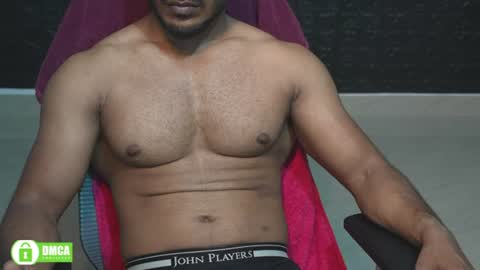 Snapshot of insanestud_miles chatting on July 2026 05:02:02 AM Miles online show from July 2026 05:02:02 AM
