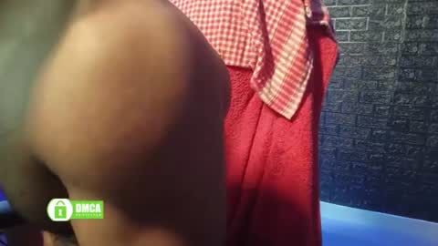 Snapshot of insanestud_miles chatting on July 2026 05:44:02 AM Miles online show from July 2026 05:44:02 AM