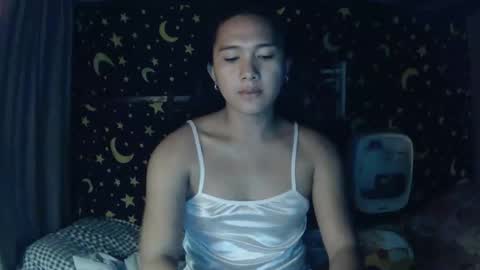 MAXINE online show from November 2025 05:50:02 AM