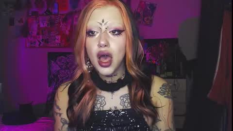 Insunnity666 online show from October 2025 08:18:02 PM