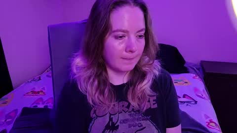 Faye online show from March 2026 04:31:01 AM