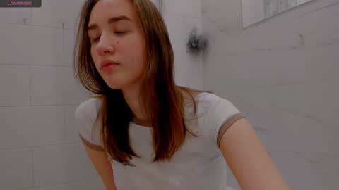 Snapshot of internetsexplorer chatting on February 2025 07:05:01 PM Bernadette Join online show from February 2025 07:05:01 PM