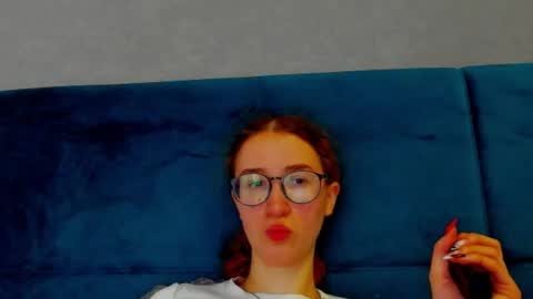 Snapshot of internetsexplorer chatting on April 2026 09:14:01 AM Bernadette Join online show from April 2026 09:14:01 AM
