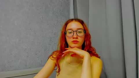 Snapshot of internetsexplorer chatting on April 2026 09:12:01 PM Bernadette Join online show from April 2026 09:12:01 PM