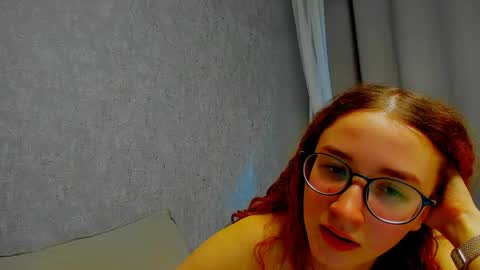 Snapshot of internetsexplorer chatting on May 2026 03:28:02 PM Bernadette Join online show from May 2026 03:28:02 PM