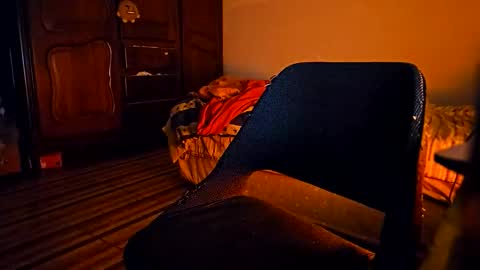 kirie  online show from December 2025 05:47:01 AM