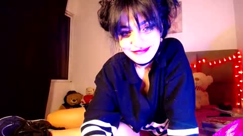 Little Gretchen online show from January 2025 01:23:02 AM