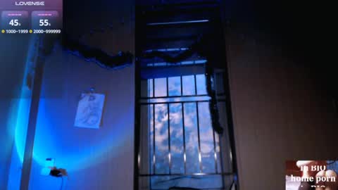 Cassie online show from March 2025 01:21:01 PM