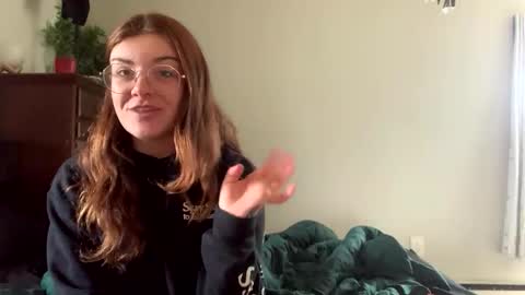 Snapshot of intothewoodswego chatting on March 2026 07:18:02 PM IntoTheWoodsWeGo online show from March 2026 07:18:02 PM