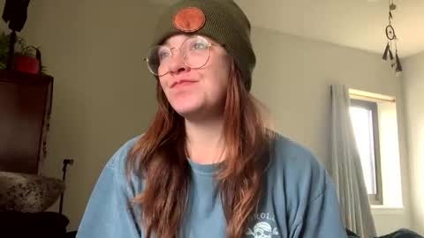 Snapshot of intothewoodswego chatting on March 2026 03:40:01 PM IntoTheWoodsWeGo online show from March 2026 03:40:01 PM