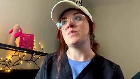 Snapshot of intothewoodswego chatting on April 2026 08:31:01 PM IntoTheWoodsWeGo online show from April 2026 08:31:01 PM