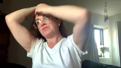 Snapshot of intothewoodswego chatting on April 2026 10:27:01 PM IntoTheWoodsWeGo online show from April 2026 10:27:01 PM