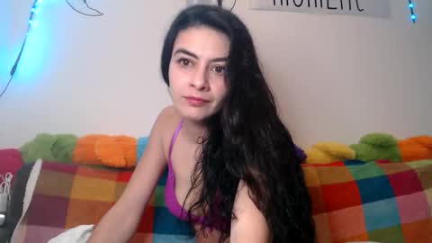 Irene Isabela online show from March 2026 10:42:02 AM