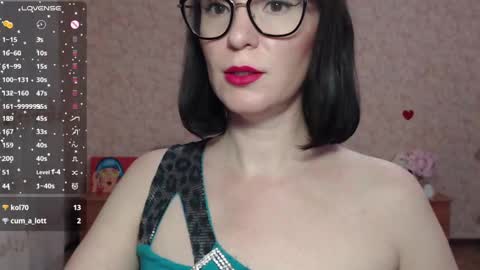 Snapshot of irenlarasani chatting on December 2024 09:21:02 AM IrenLarasani online show from December 2024 09:21:02 AM