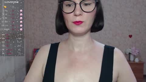 Snapshot of irenlarasani chatting on September 2025 09:08:02 AM IrenLarasani online show from September 2025 09:08:02 AM