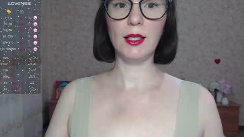 IrenLarasani online show from October 2025 06:02:02 AM