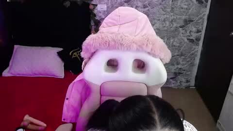 Snapshot of iriina_hotbusty chatting on October 2025 09:27:01 PM Irina online show from October 2025 09:27:01 PM