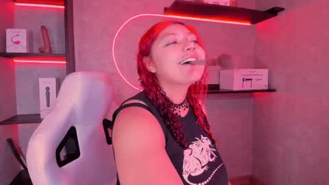 Snapshot of iriisfeitan chatting on November 2025 09:53:01 AM iriisfeitan online show from November 2025 09:53:01 AM