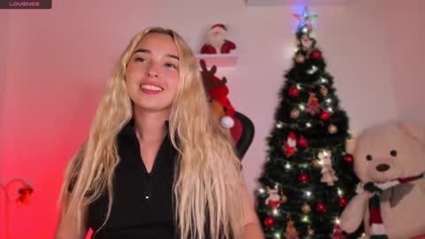 Snapshot of iris3019 chatting on December 2024 10:17:01 PM iris online show from December 2024 10:17:01 PM