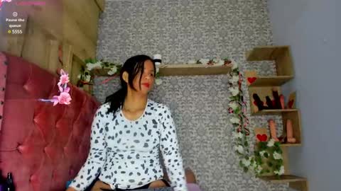 Snapshot of iris_charlotte chatting on February 2025 11:59:02 AM Hot Charlotte online show from February 2025 11:59:02 AM