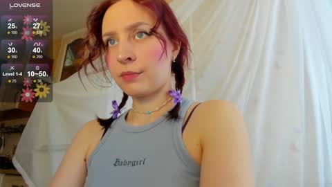 Snapshot of iris_crispy chatting on December 2024 09:27:02 AM Iris online show from December 2024 09:27:02 AM