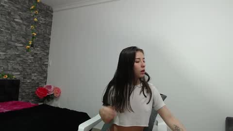 Snapshot of iris_joi chatting on December 2024 01:48:02 AM Iirs online show from December 2024 01:48:02 AM