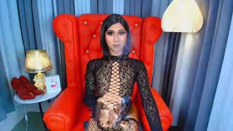 Snapshot of iris_lauren chatting on May 2026 12:18:01 AM Iris online show from May 2026 12:18:01 AM