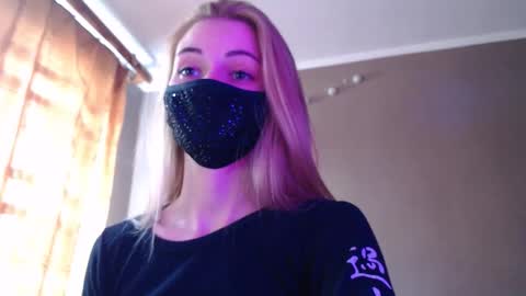 Snapshot of iris_lave chatting on September 2025 11:55:02 AM Lily online show from September 2025 11:55:02 AM