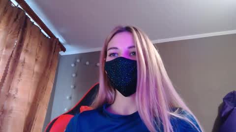 Snapshot of iris_lave chatting on October 2025 02:13:02 PM Lily online show from October 2025 02:13:02 PM