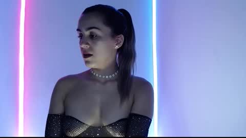 Snapshot of iris_luna_ chatting on November 2025 04:33:02 AM Iris Luna  online show from November 2025 04:33:02 AM