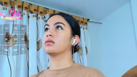 Snapshot of iris_mandarine chatting on September 2025 10:04:01 AM IRIS online show from September 2025 10:04:01 AM