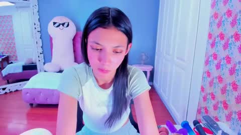 Snapshot of iris_stone_ chatting on January 2025 04:48:01 PM Iris online show from January 2025 04:48:01 PM